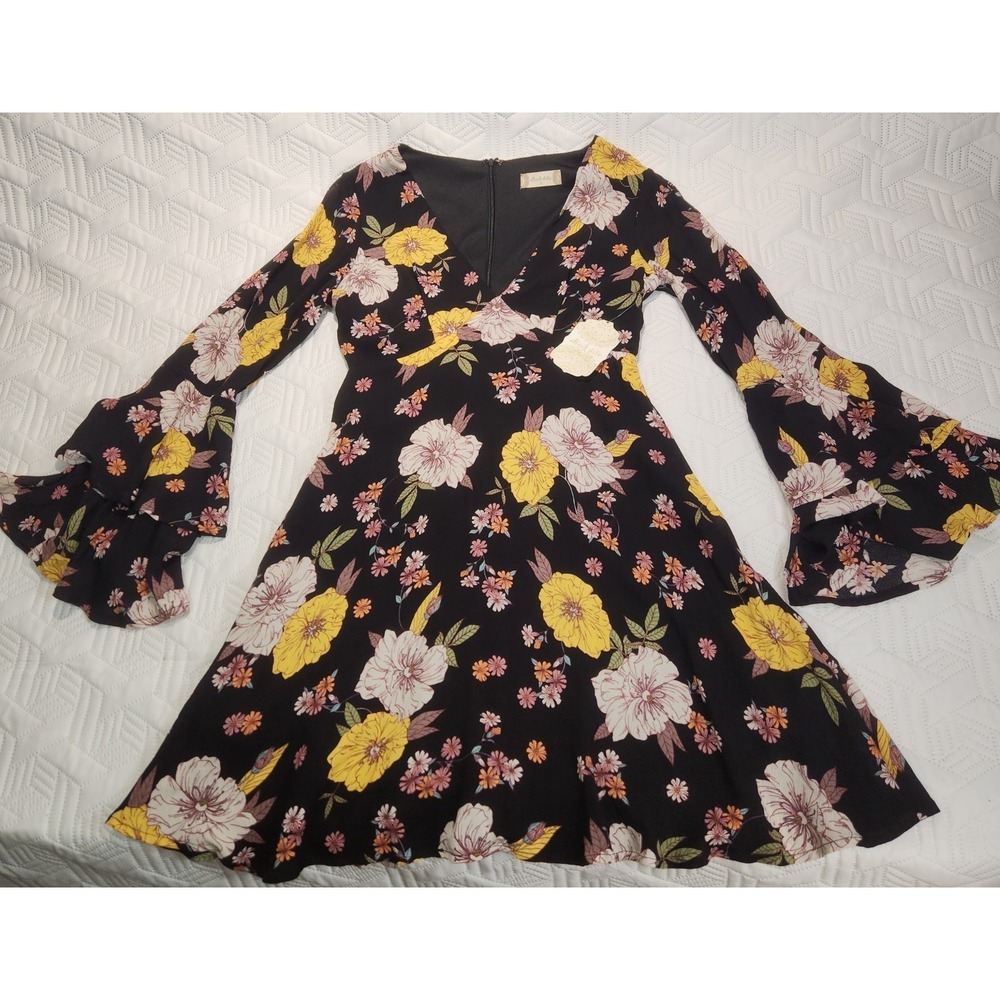 Altar'd state dress women Floral Print  VNeck longBell Sleeve Black Yellow White